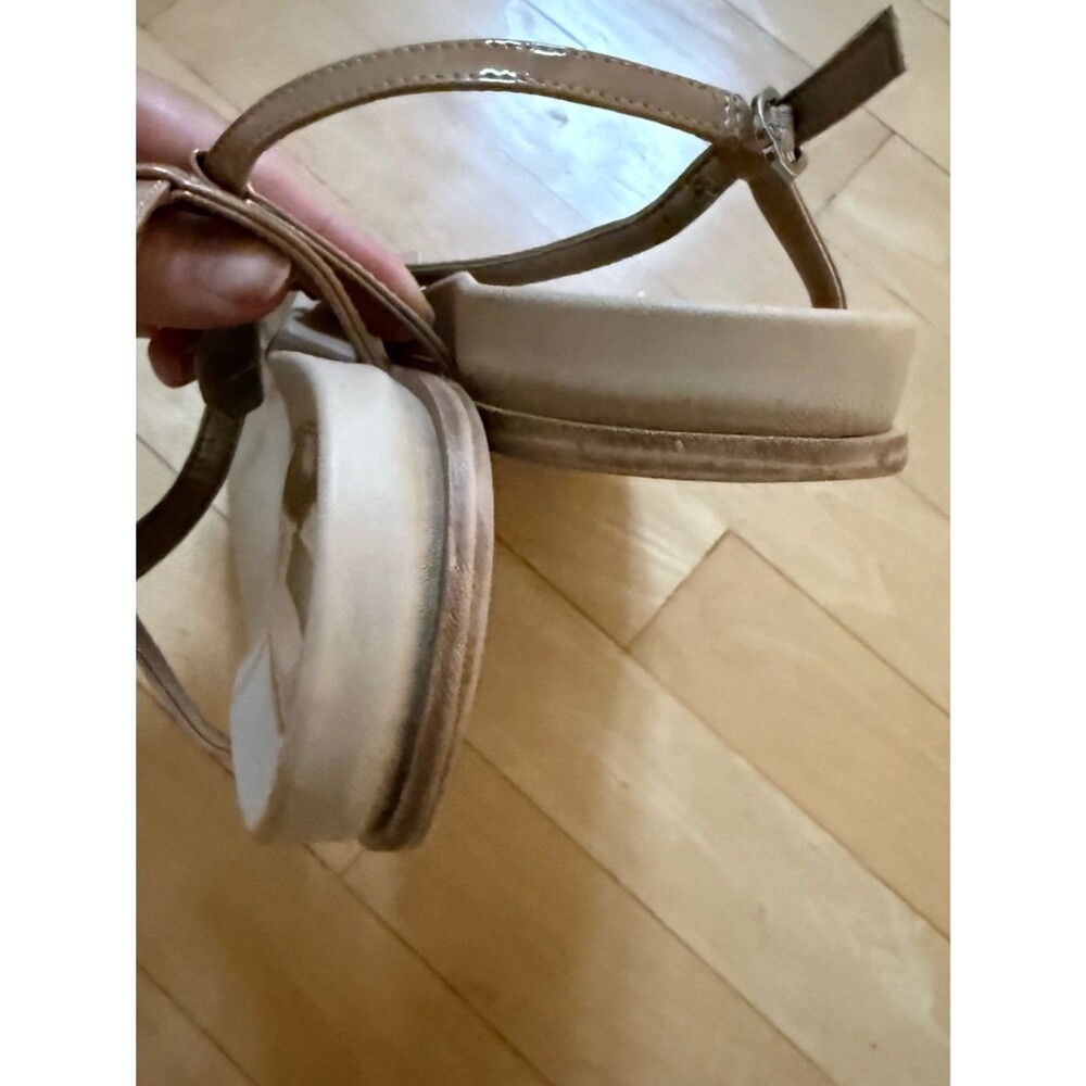 Sam Edelman Naomi T-Strap Footbed Sandals 7 - Picture 7 of 9